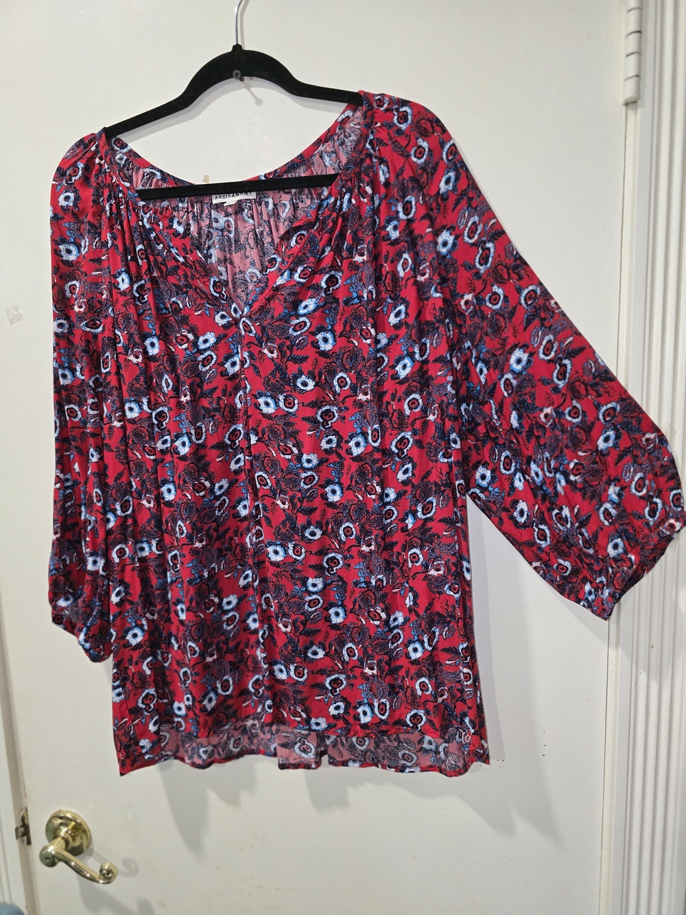 Artisan Ny Red Floral Split-Neck Blouse